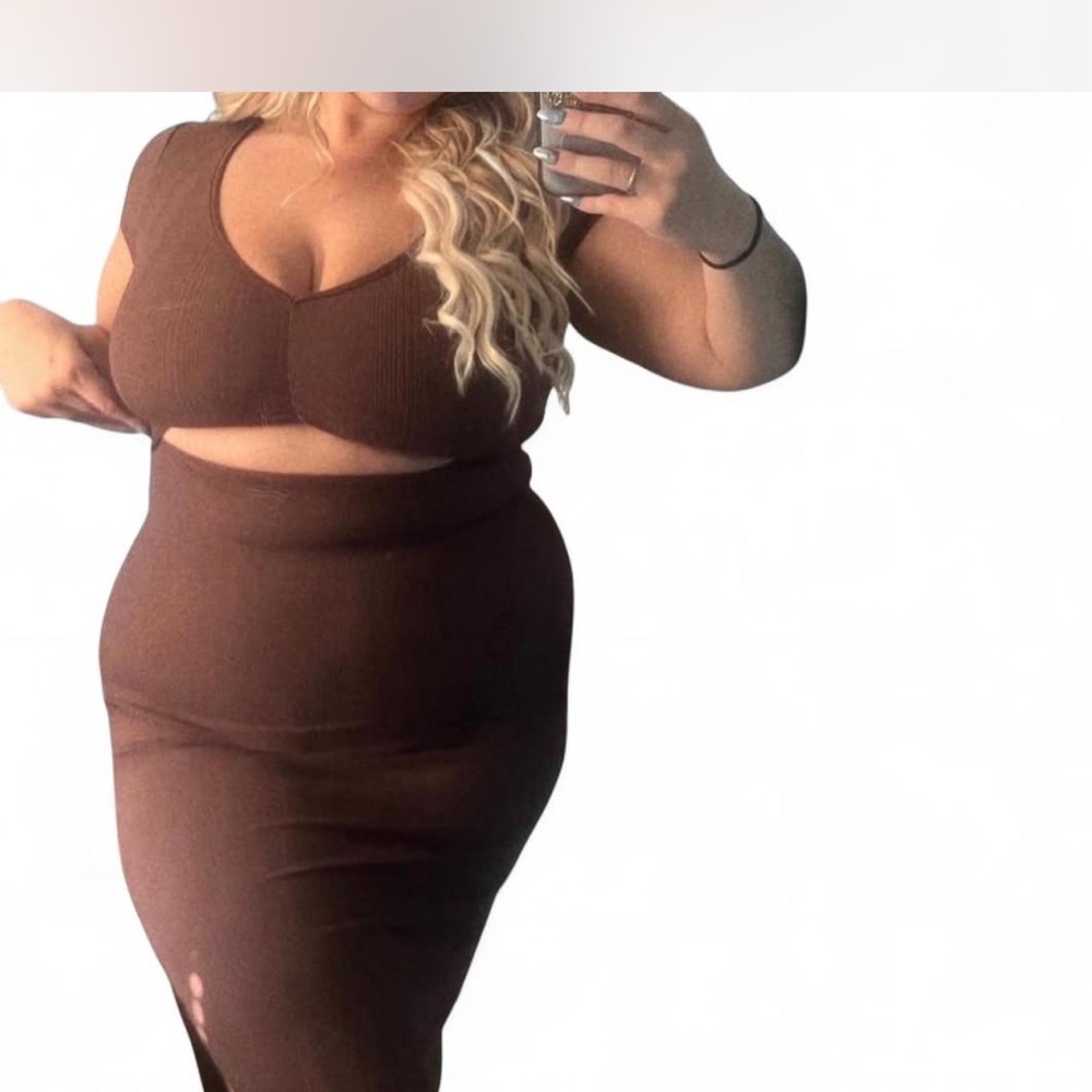 Jessica Simpson Brown Ribbed Cut Out Dress